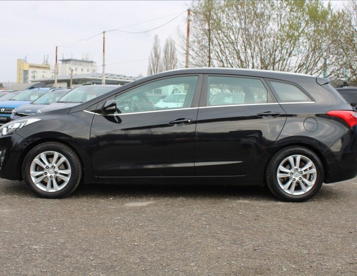 Hyundai i30 Kombi 1,6 l 88 kw