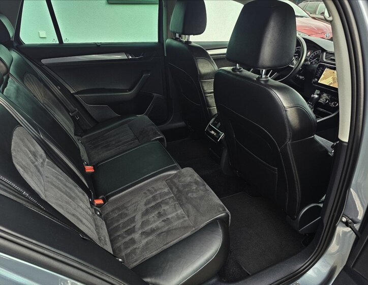 Škoda Superb Kombi 2,0 l 140 kw