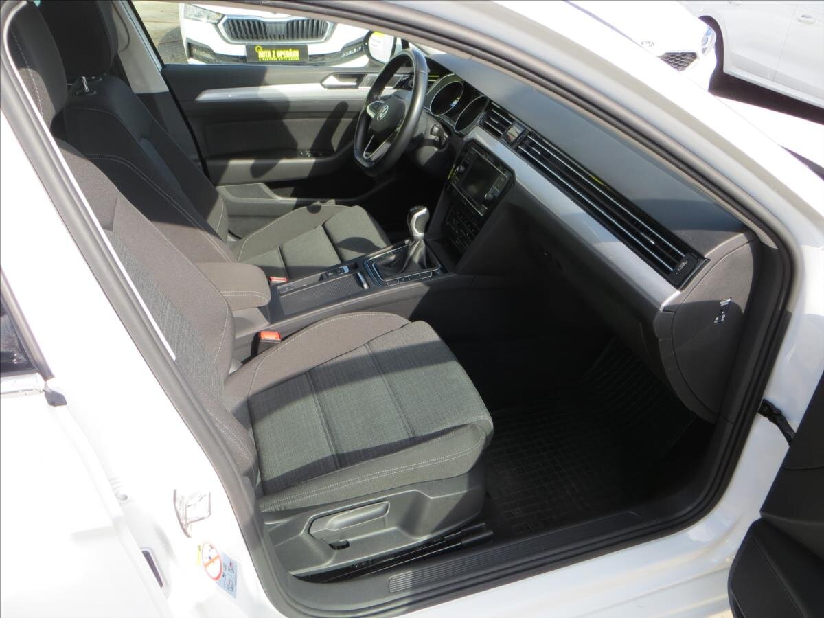 Volkswagen Passat Liftback 1,5 l 110 kw