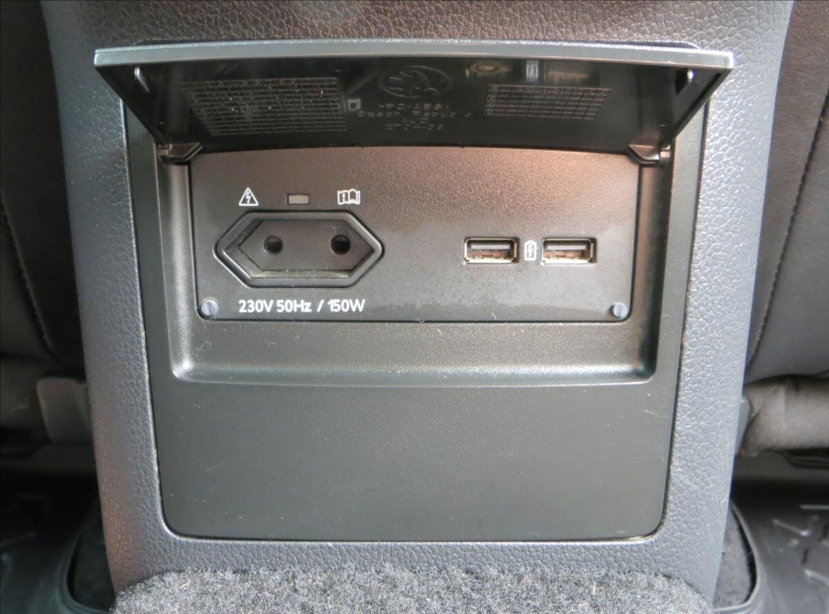 Škoda Superb Kombi 2,0 l 110 kw