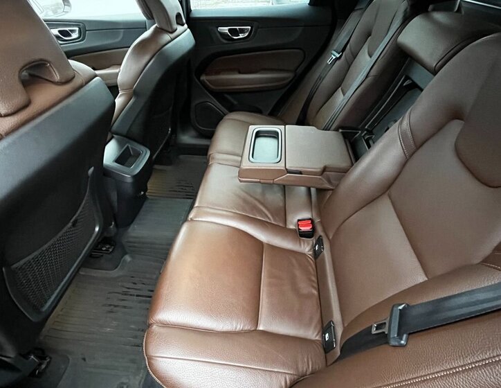 Volvo XC60 SUV 2,0 l 184 kw