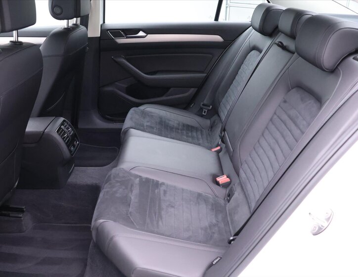 Volkswagen Passat 15