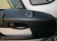 Peugeot Boxer Kombi 2,2 l 96 kw