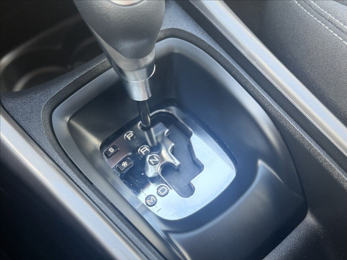 Peugeot 2008 SUV / Terénní 1,2 l 81 kw