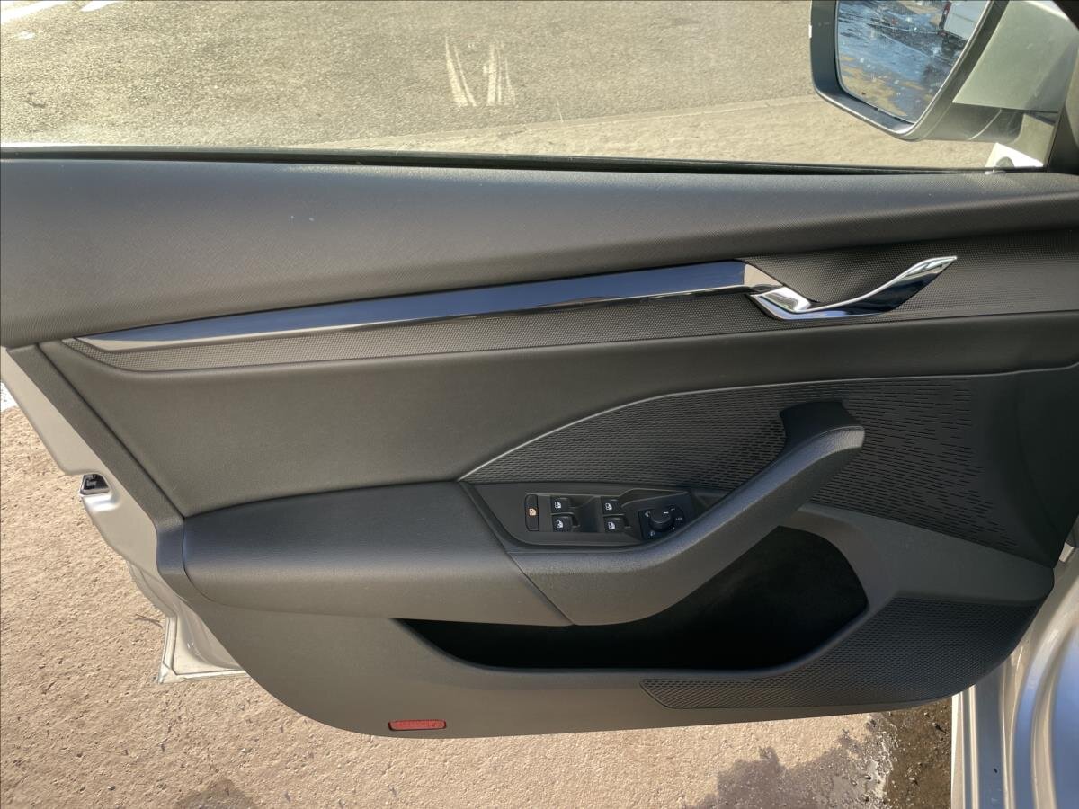 Škoda Octavia Kombi 2,0 l 85 kw