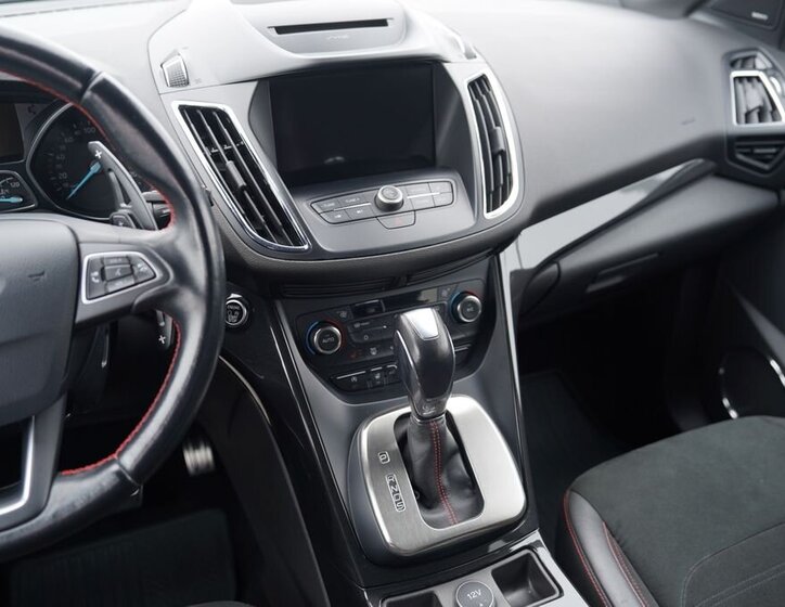 Ford Kuga SUV 2,0 l 132 kw