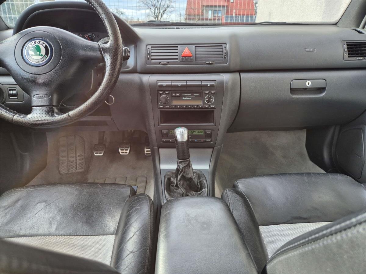 Škoda Octavia Sedan 1,8 l 132 kw