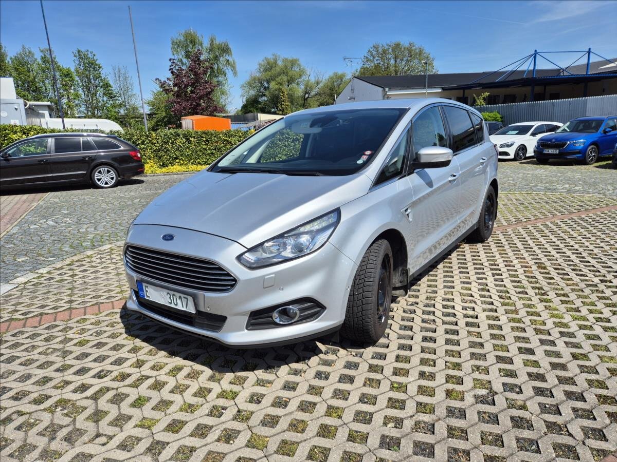 Ford S-MAX MPV 2,0 l 132 kw