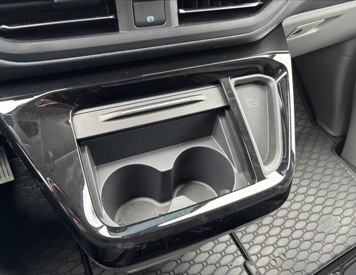 Ford Tourneo Custom Kombi 2,0 l 125 kw