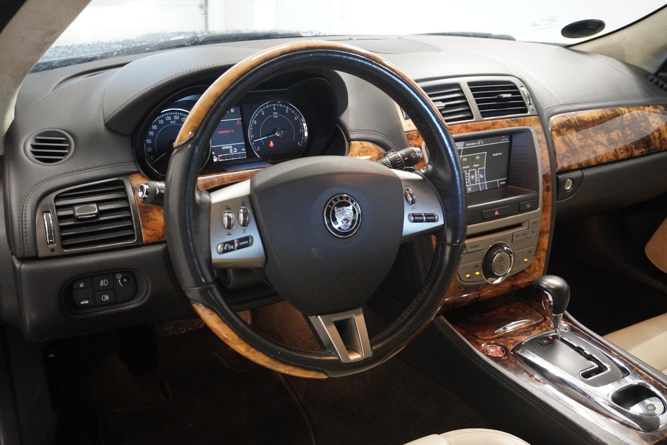 Jaguar XK8 Ostatní 4,2 l 219 kw