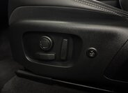 Land Rover Range Rover Velar SUV 2,0 l 150 kw