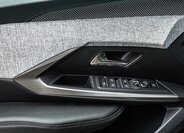 Peugeot 5008 SUV / Terénní 1,2 l 107 kw