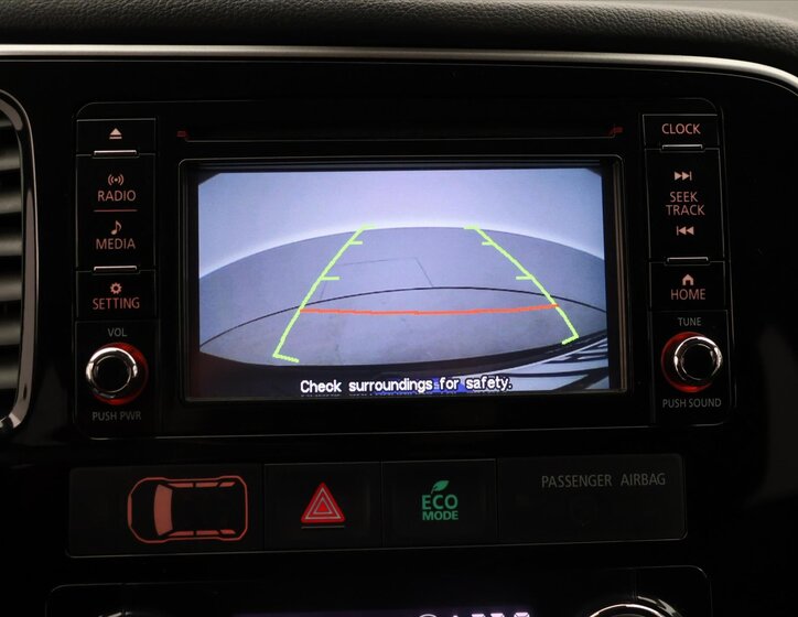 Mitsubishi Outlander 30