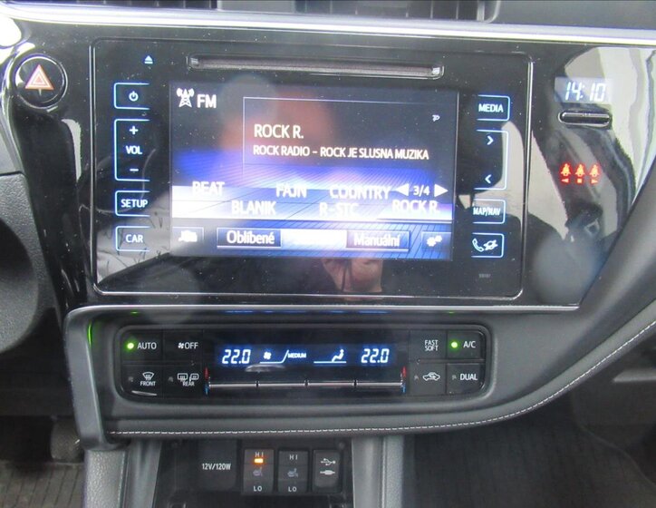 Toyota Corolla Sedan 1,6 l 97 kw