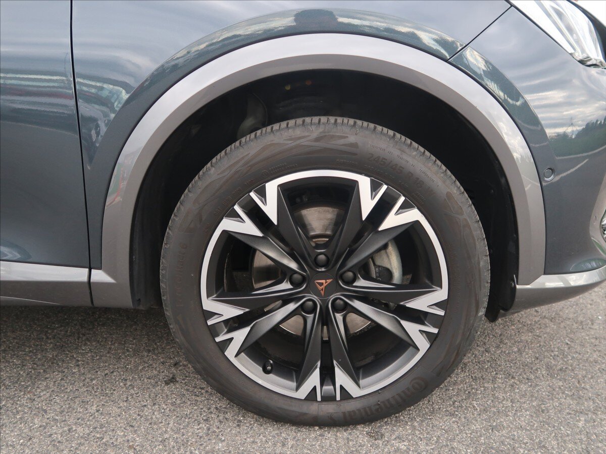 Cupra Formentor SUV / Terénní 2,0 l 140 kw