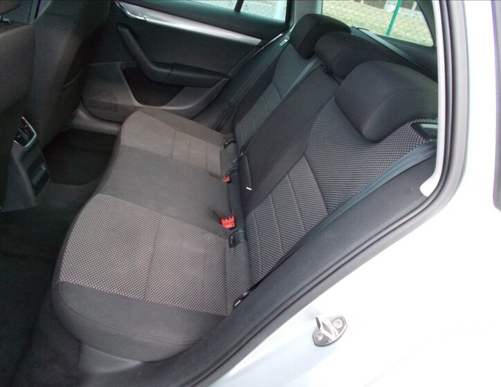 Škoda Octavia Kombi 1,6 l 77 kw