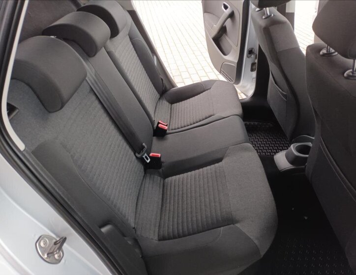 Volkswagen Polo Hatchback 1,4 l 63 kw