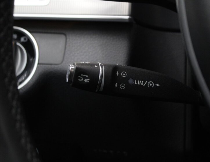 Mercedes-Benz Třídy E Kombi 3,0 l 190 kw