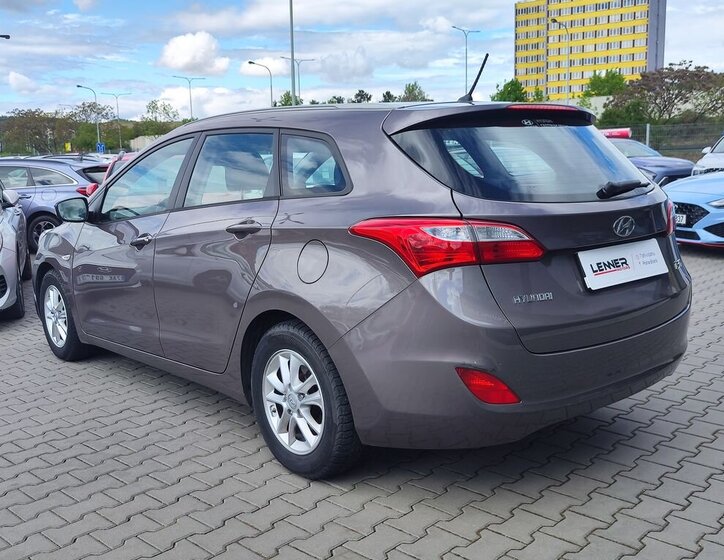 Hyundai i30 Kombi 1,6 l 88 kw