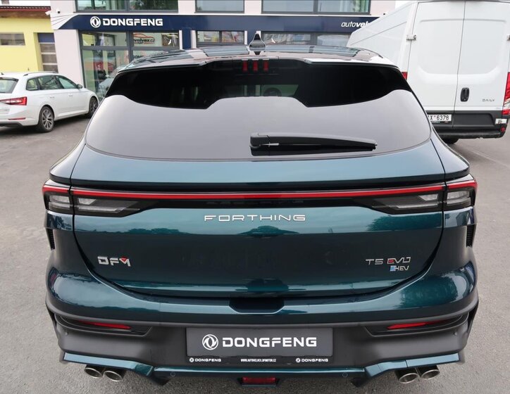 Dongfeng T5 EVO SUV 1,5 l 180 kw
