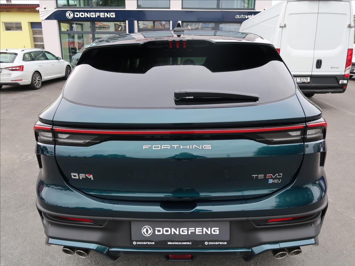 Dongfeng T5 EVO SUV 1,5 l 180 kw