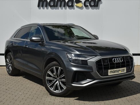 Audi Q8 SUV / Terénní 3,0 l 210 kw