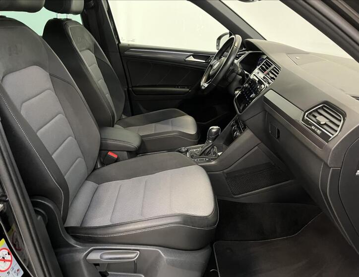 Volkswagen Tiguan 24
