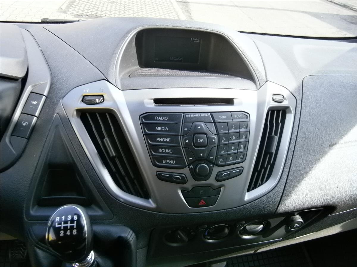 Ford Tourneo Custom Kombi 2,0 l 96 kw