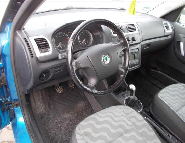 Škoda Roomster 20
