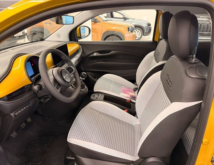 Fiat 500 Hatchback 999,0 48 kw