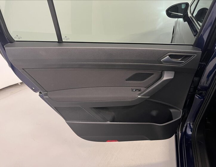 Volkswagen Touran 27