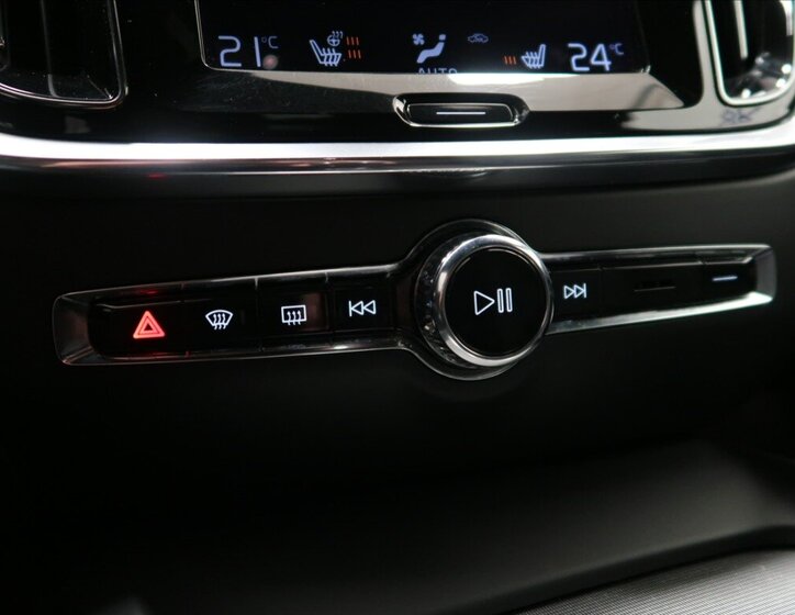 Volvo V60 Kombi 2,0 l 140 kw