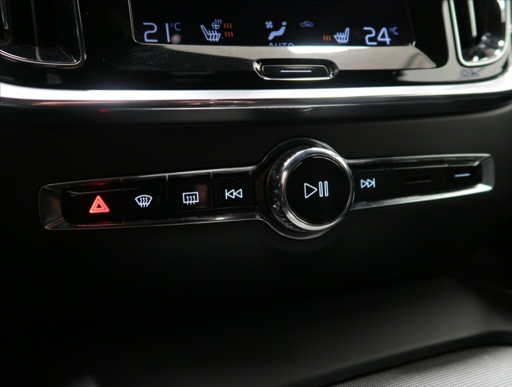 Volvo V60 Kombi 2,0 l 140 kw