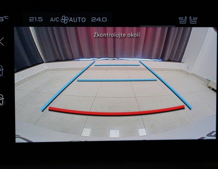 Peugeot 3008 SUV / Terénní 1,2 l 100 kw