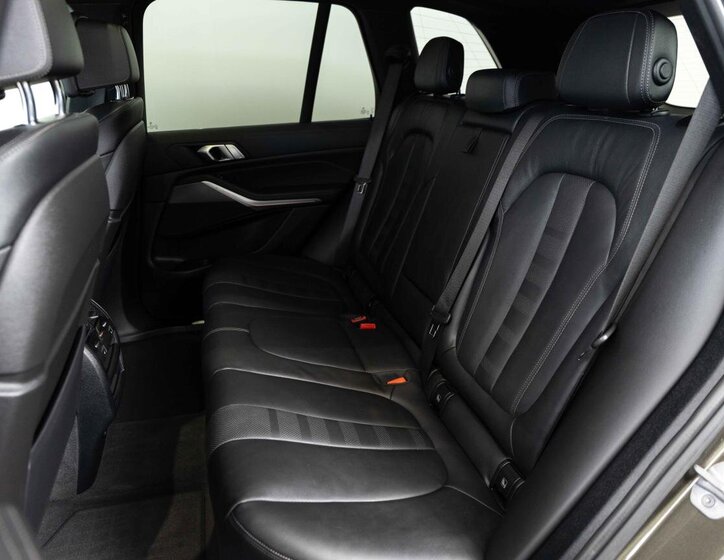 BMW X5 SUV / Terénní 3,0 l 210 kw