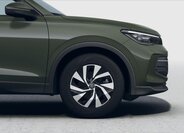 Volkswagen Tiguan 5