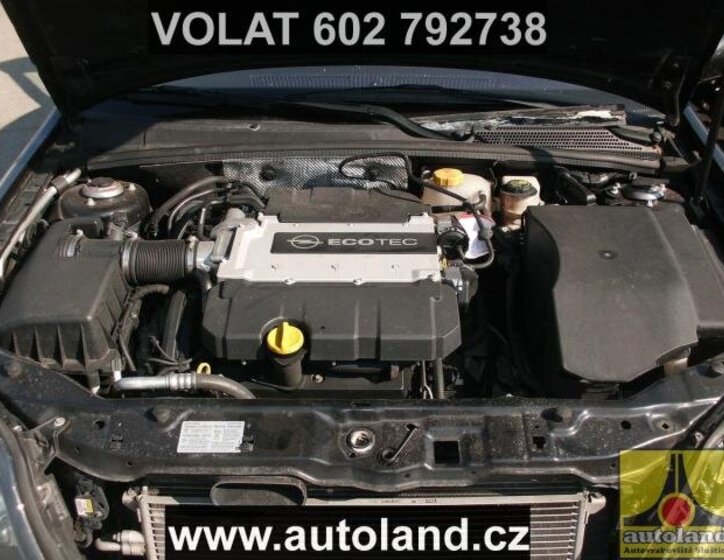 Opel Vectra Liftback 3,2 l 155 kw