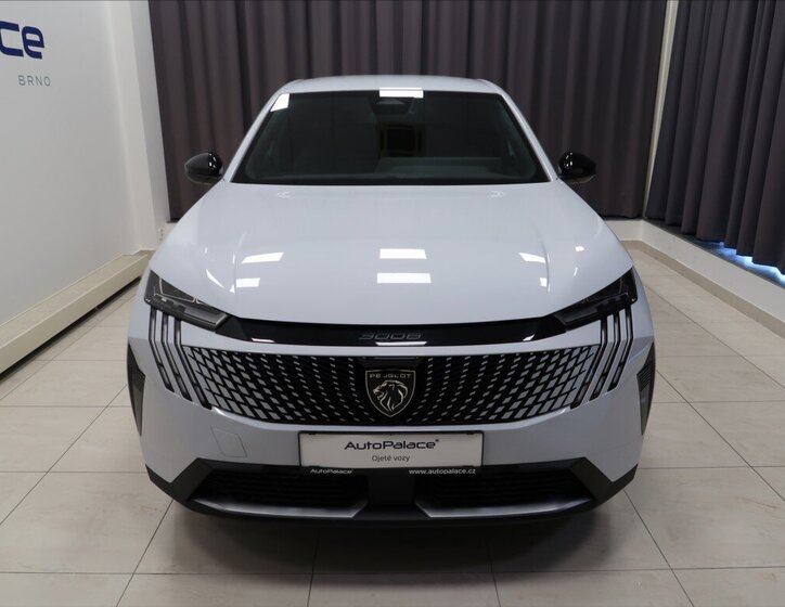 Peugeot 3008 SUV / Terénní 1,2 l 100 kw
