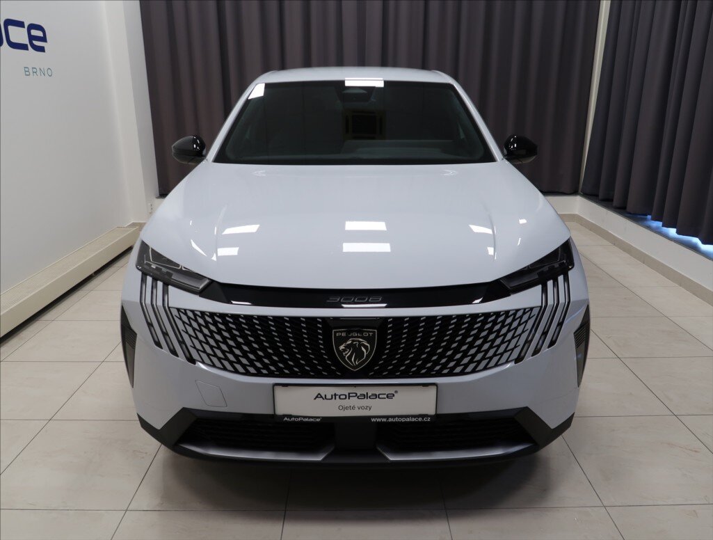 Peugeot 3008 SUV / Terénní 1,2 l 100 kw