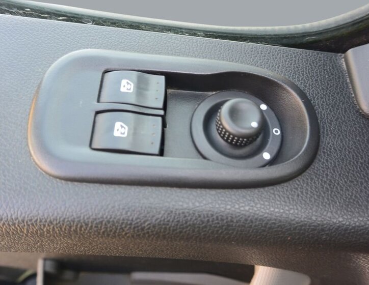 Renault Master Valník 2,3 l 96 kw