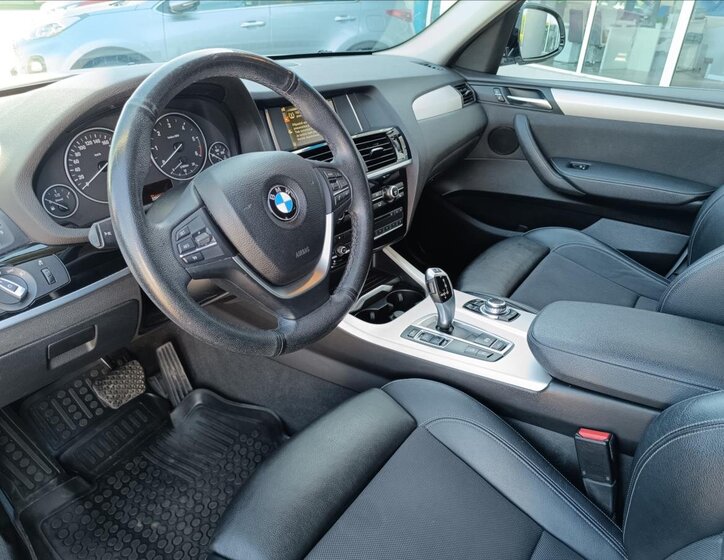 BMW X3 SUV / Terénní 3,0 l 190 kw