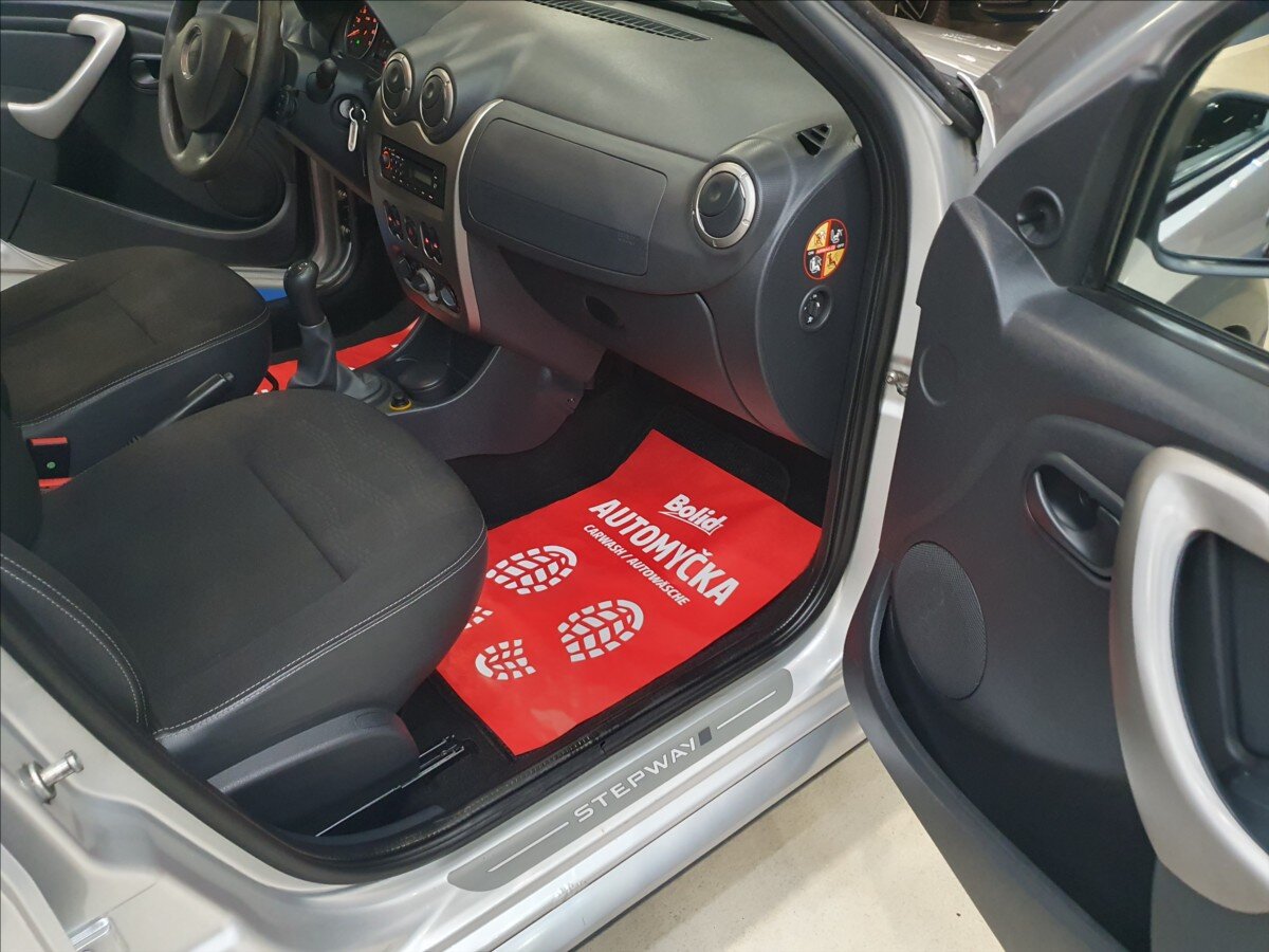 Dacia Sandero Hatchback 1,6 l 62 kw