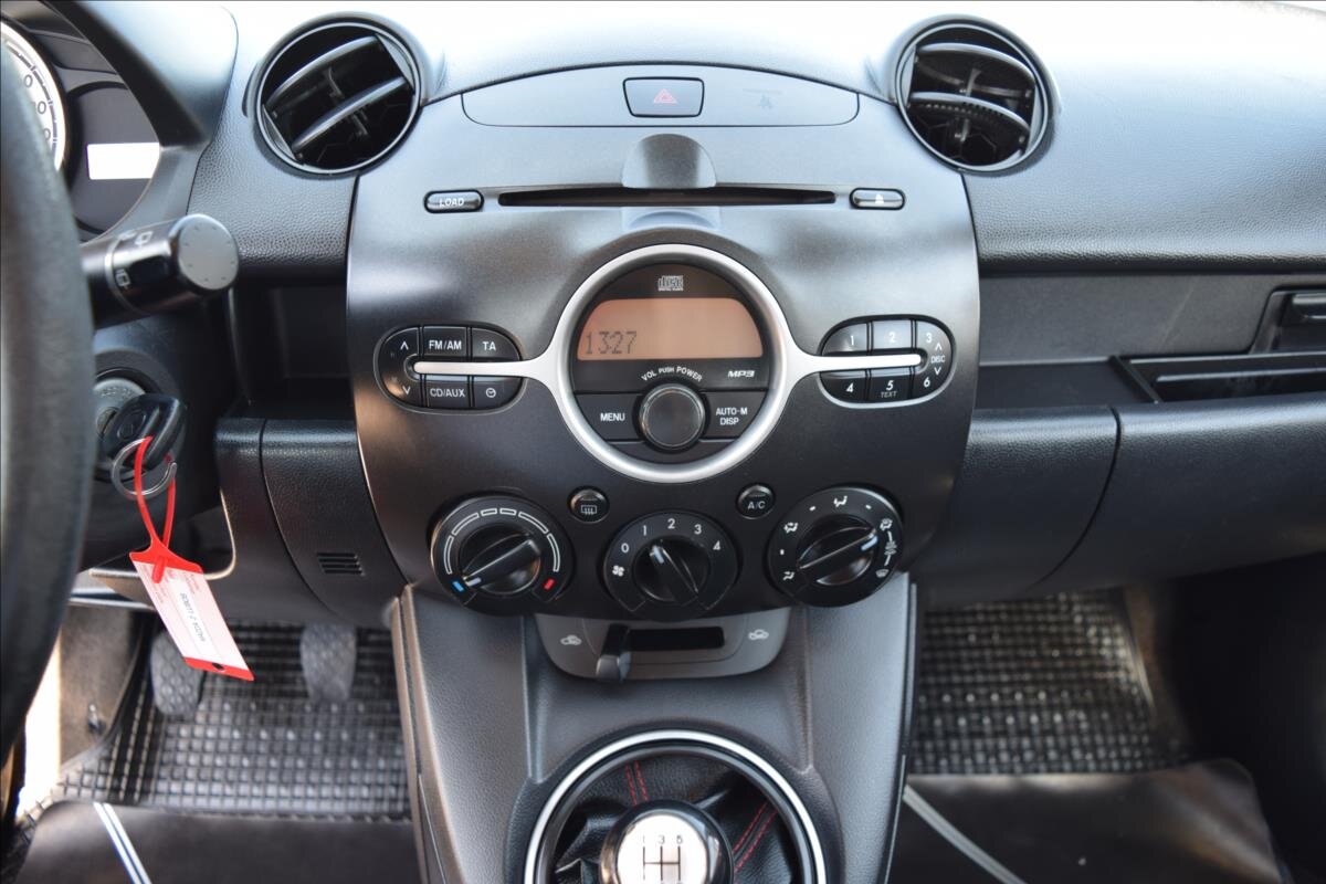 Mazda 2 Hatchback 1,3 l 55 kw