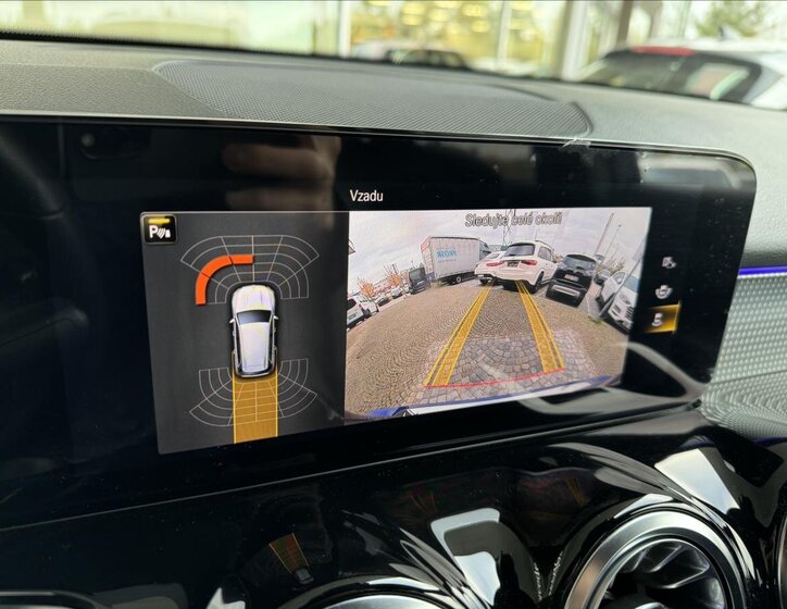 Mercedes-Benz GLB SUV 1,3 l 120 kw