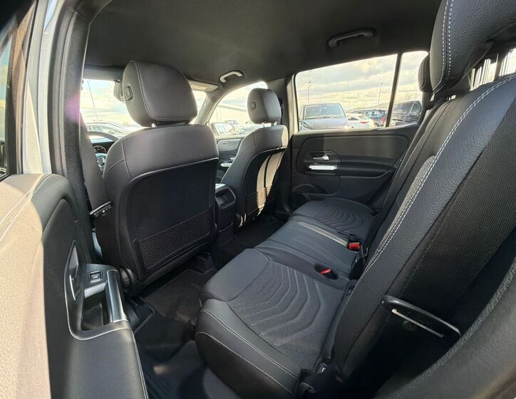 Mercedes-Benz GLB SUV / Terénní 2,0 l 110 kw