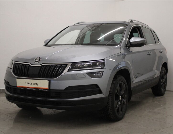 Škoda Karoq SUV 1,5 l 110 kw