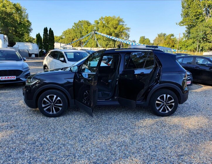 Volkswagen T-Cross 17