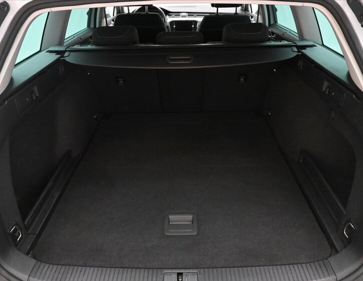 Volkswagen Passat Kombi 2,0 l 110 kw