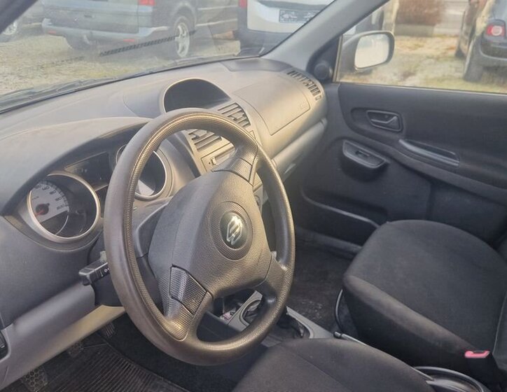 Suzuki Ignis SUV / Terénní 1,3 l 69 kw