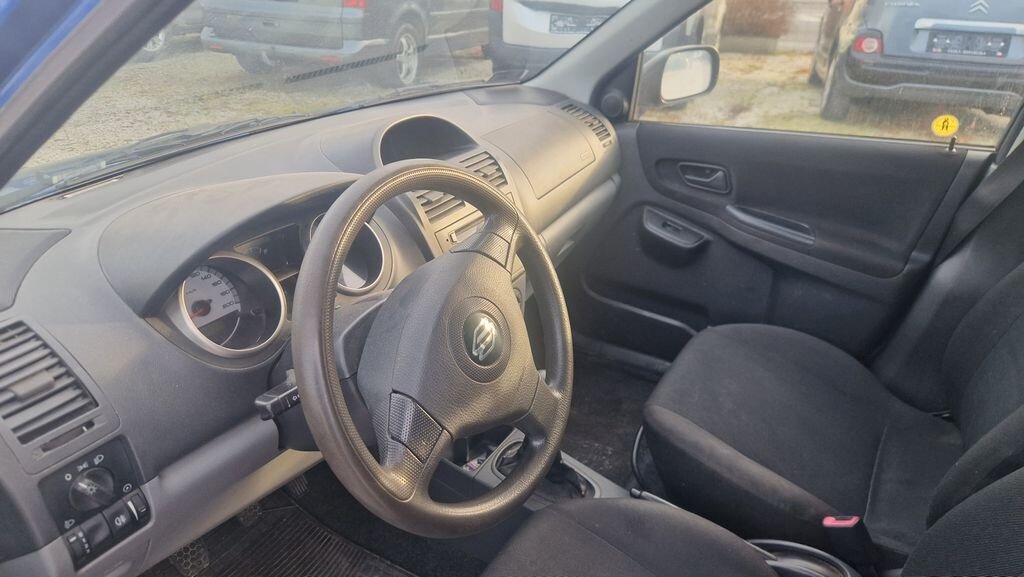 Suzuki Ignis SUV / Terénní 1,3 l 69 kw